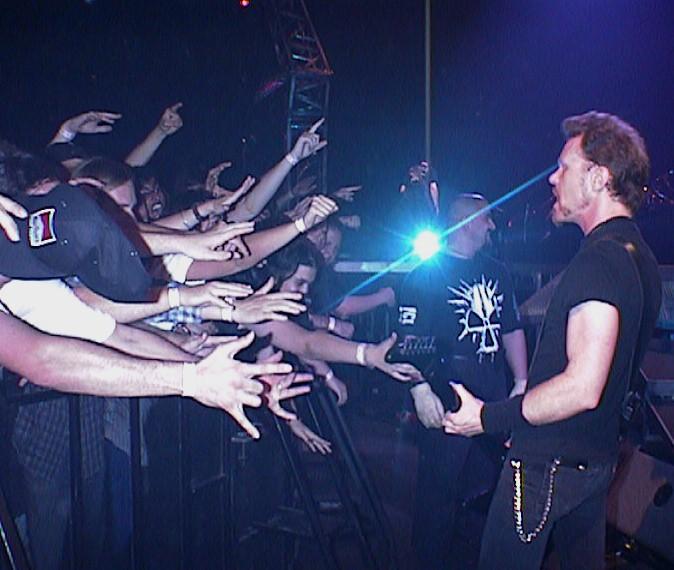 Photo gallery from the gig in Miami, FL shot on April 19, 1997